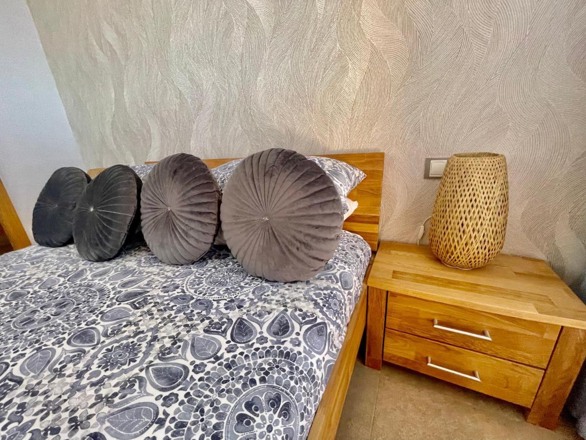 Modern 2-floor Penthouse With Sea Views - Sleeps 7
