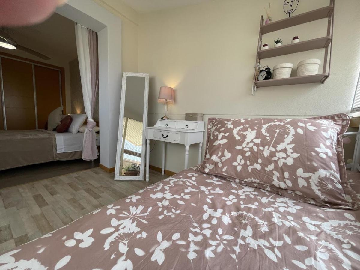 Apartment Modern 2-floor Penthouse With Sea Views - Sleeps 7 *