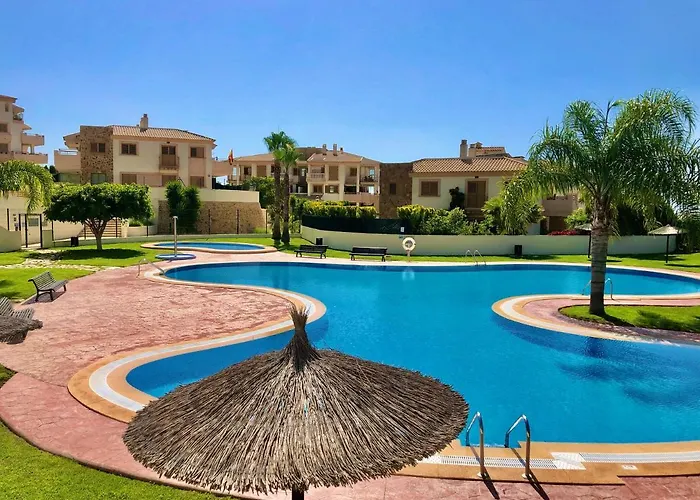 Modern 2-Floor Penthouse With Sea Views - Sleeps 7